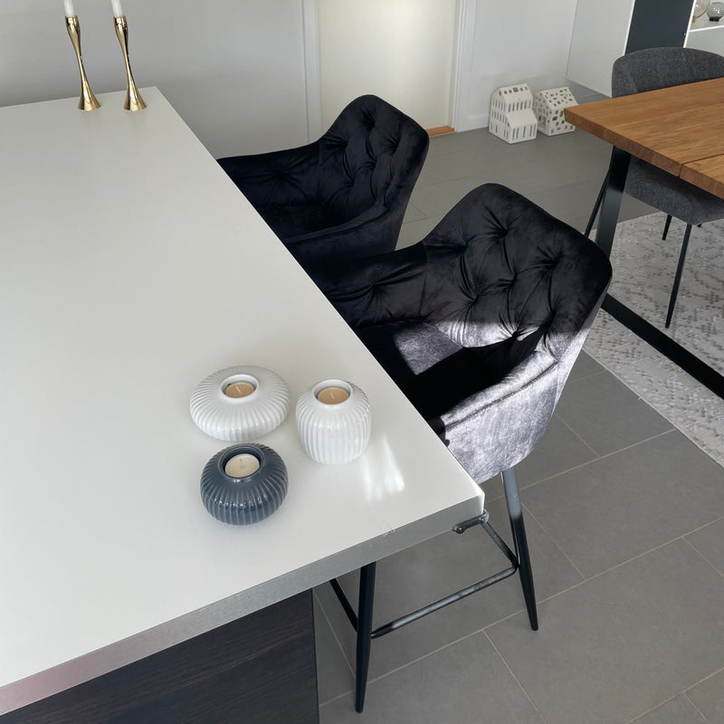 Mario barkruk met rugleuning - Zwart fluweel 65 cm