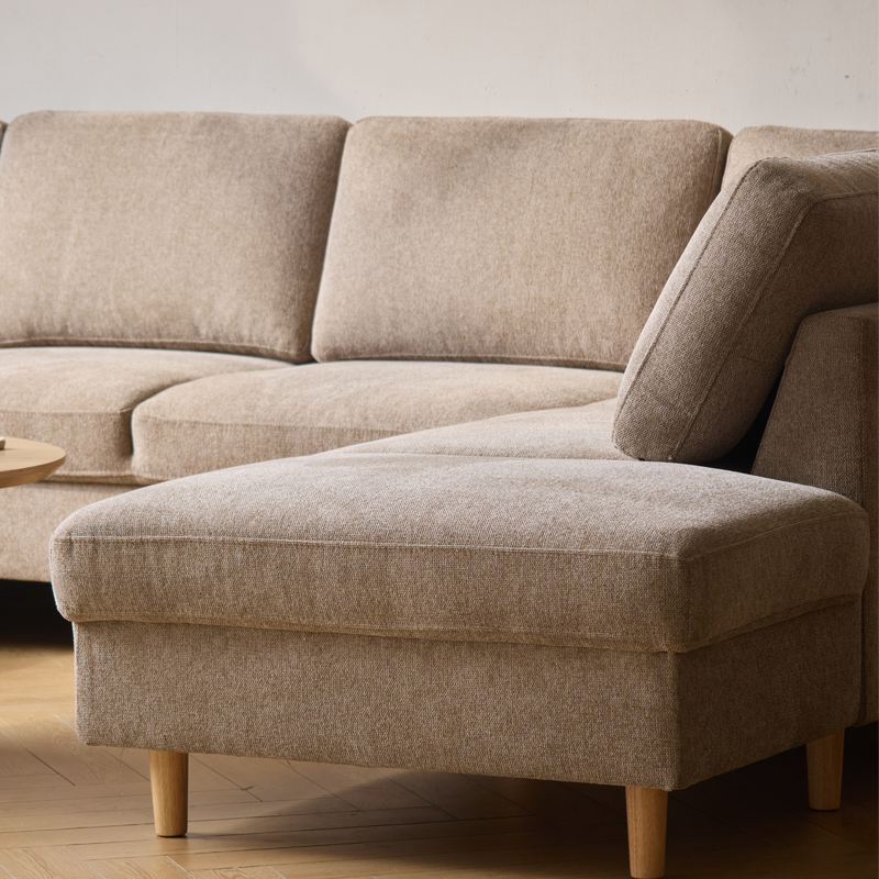 Jennifer linkszijdige U-sofa in zandkleur met chaise longue - L: 300 x D: 208 x H: 82 cm